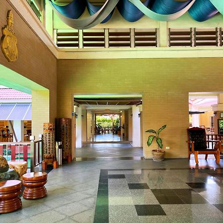 Eastern Grand Palace Pattaya Bagian luar foto
